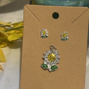 Sunflower Jewelry Set with Yellow and Green Accents